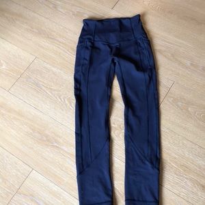 Lululemon all the right places crop